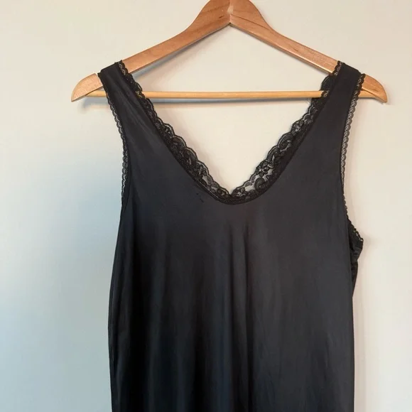Vintage Vanity Fair Black Silky Lace Nightgown Maxi Intimate Dress Small Y2K 90s - Picture 13 of 13